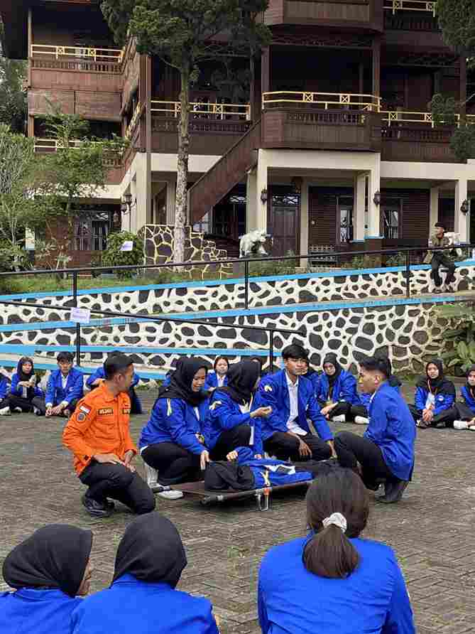 GROW ENVIRONMENTAL HEALTH SOLIDARITY